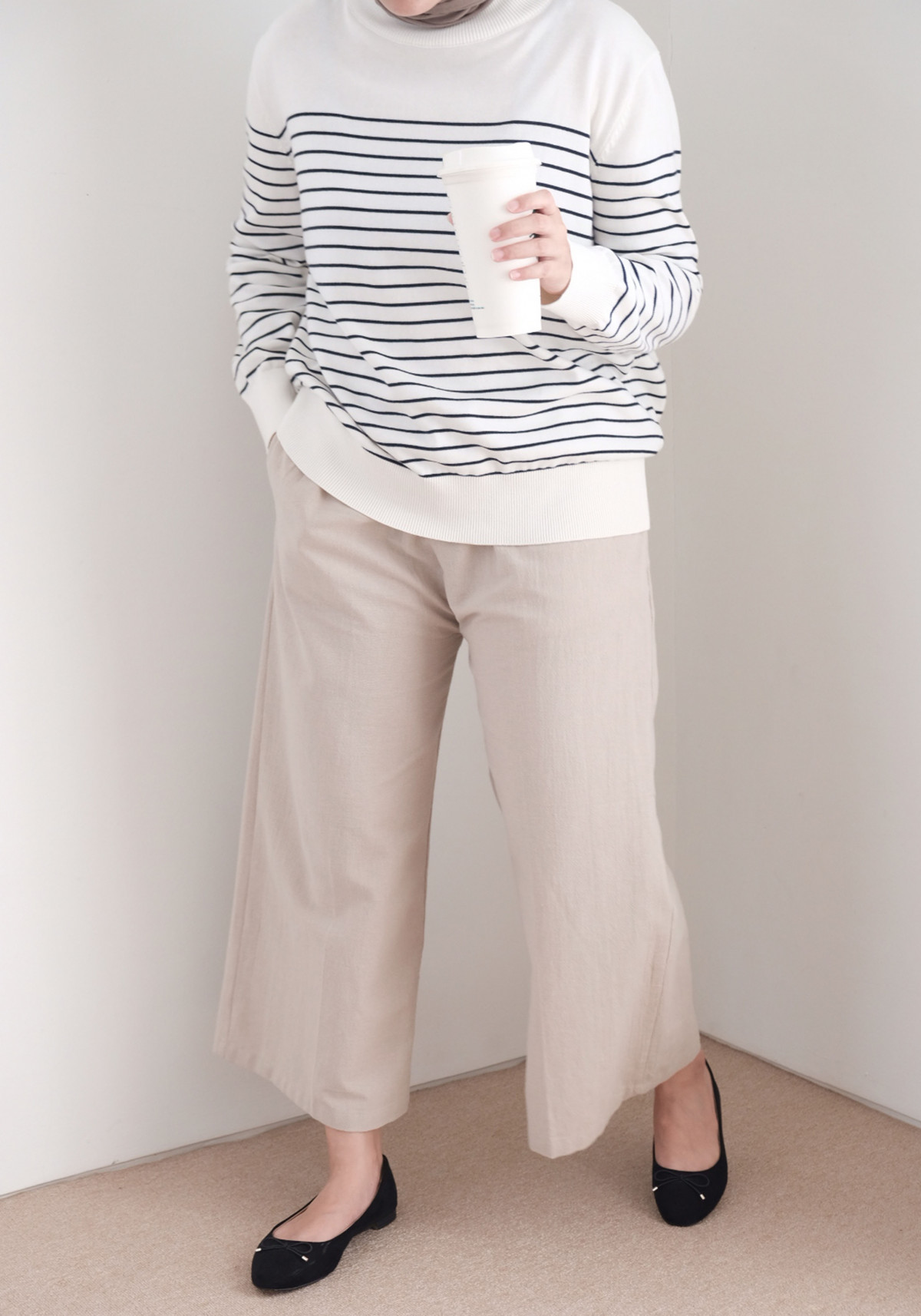 Ankle Pants Khaki by Nueta.id - IDR 165.000